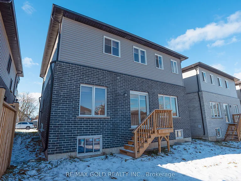 222 Pilkington St — Photo 27