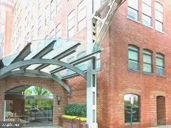 3299 K St NW APT 304, Washington, DC 20007