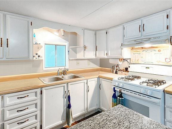 3rd image of 6964 W Concho Drive