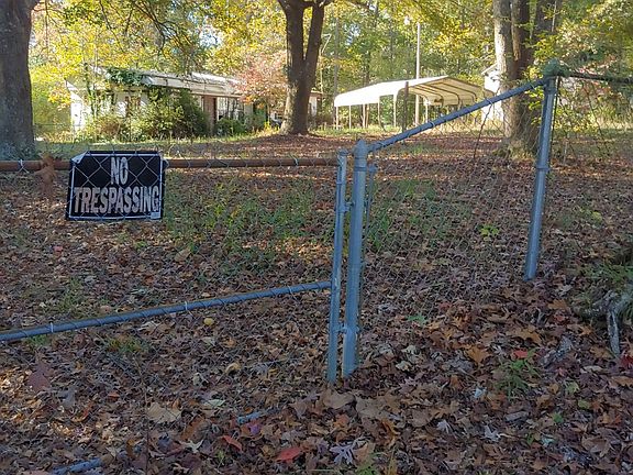 left entrance double gate
