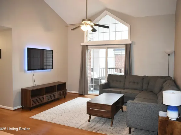 1110 Westlynne Pl Unit 6, Louisville, KY 40222