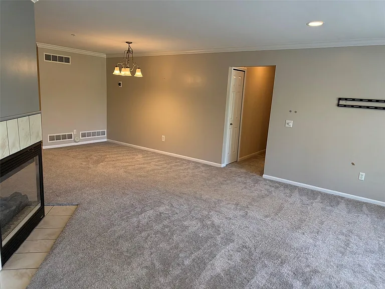 523 Brookfield Dr #81 — Photo 8