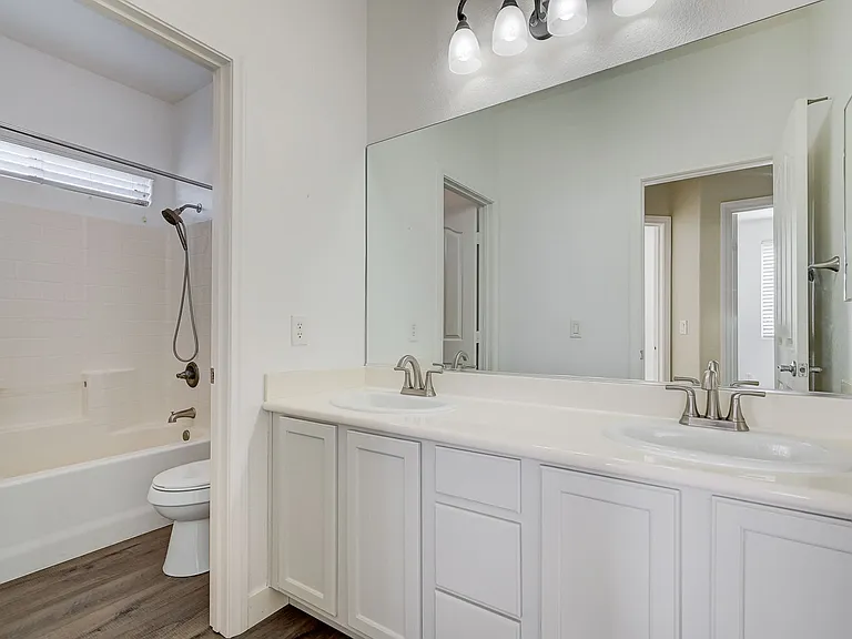 11490 Steponia Bay St — Photo 35