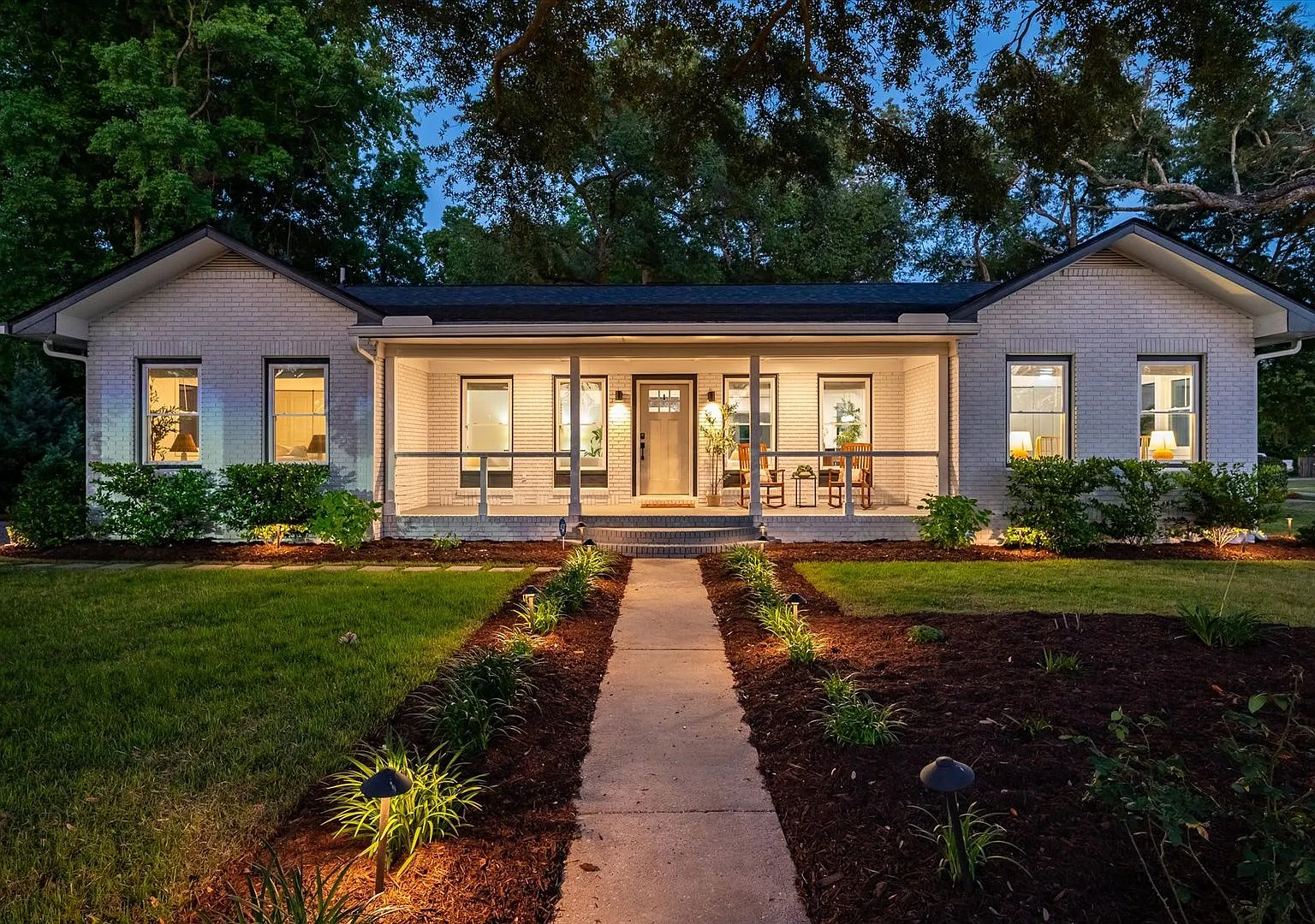 Spacious West Ashley Home Near Downtown Charleston — Photo 1