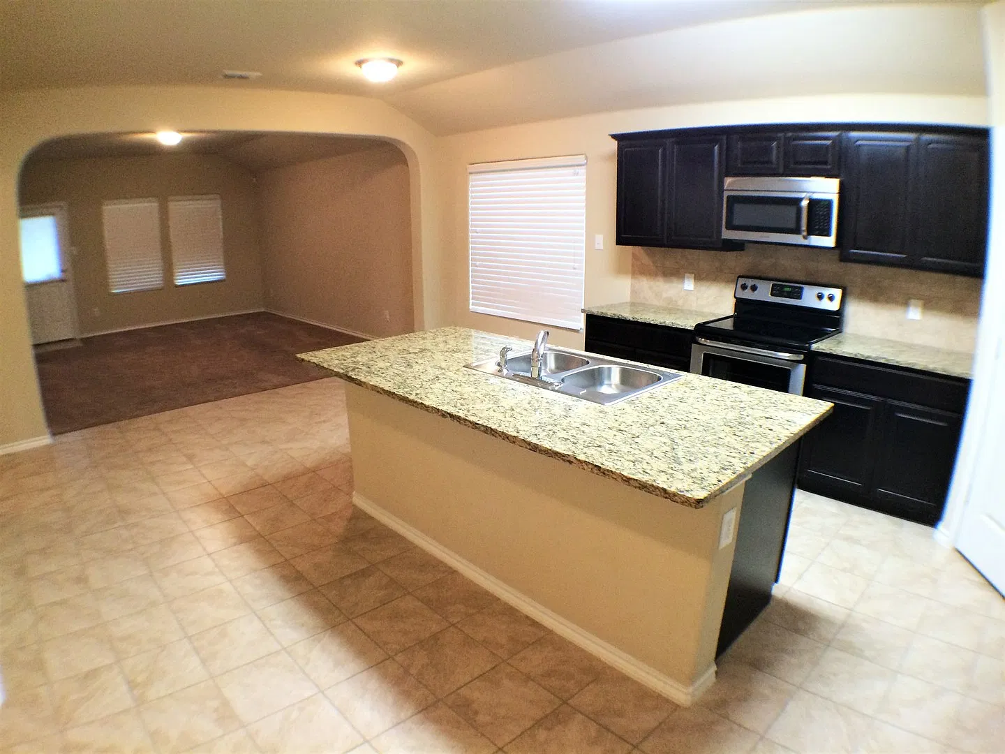 Charming 3-Bedroom Home with Spacious Backyard & Covered Patio — Photo 2