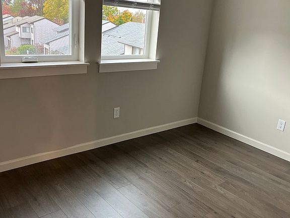 5th image of 12019 SE High Creek Rd #D