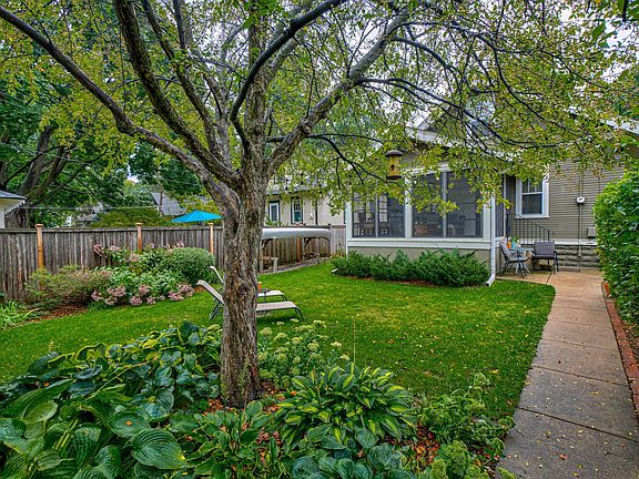 5th image of 1443 Sargent Ave
