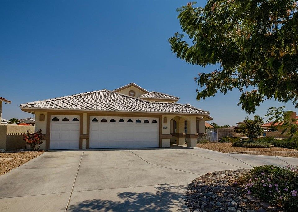 14537 Mast Ln, Helendale, CA 92342 Zillow