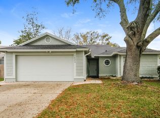 1625 Gunsmith Dr, Lutz, FL 33559