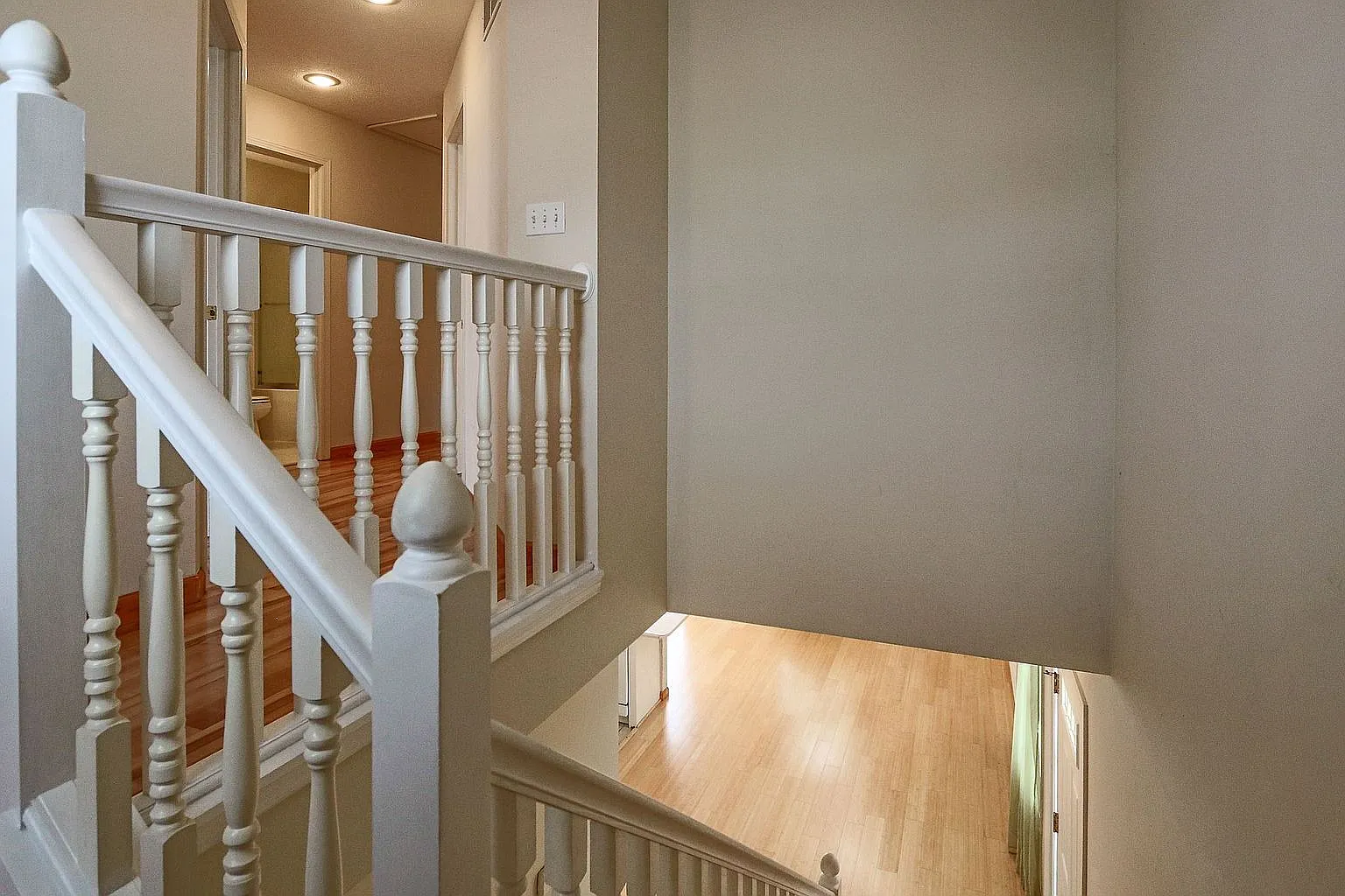 2623 E Oaklawn CT - 0 — Photo 3