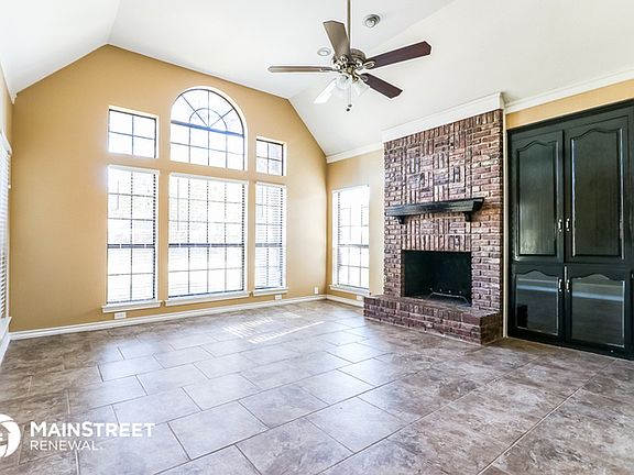 2nd image of 809 Penn Pl