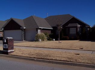 16116 Rim Rd, Edmond, OK 73013