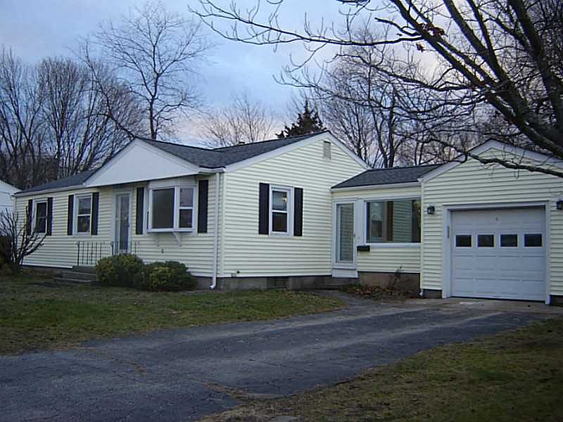 1st image of 309 Easton Ave
