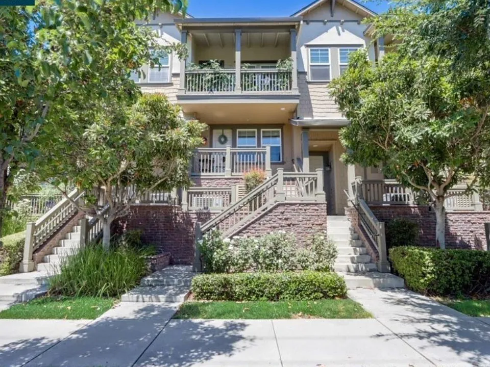 1874 Railroad Ave #112