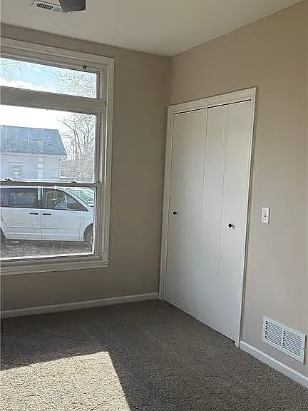 104 S Clark St — Photo 27