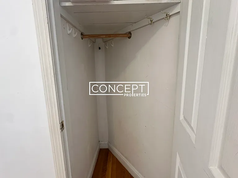 24 Phillips St #11 — Photo 2