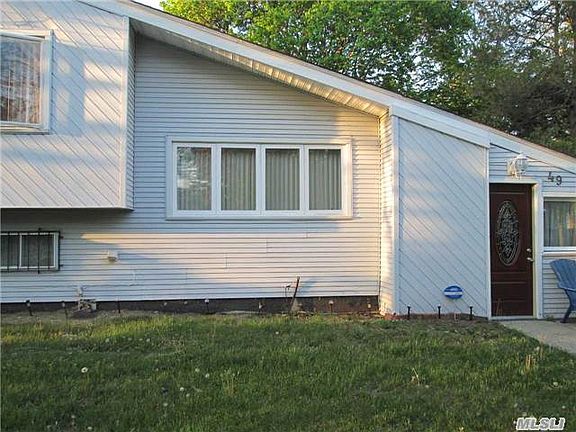 3rd image of 49 Bruce Ln