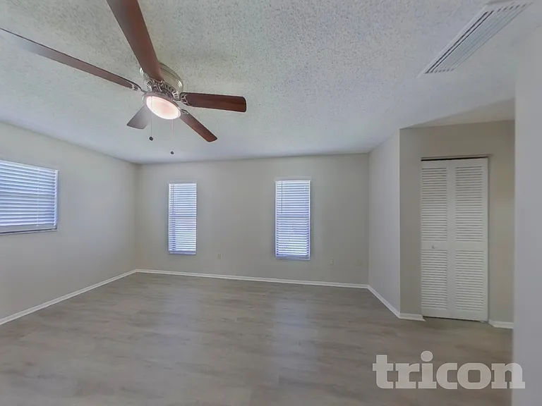 2273 Seward Cir — Photo 9