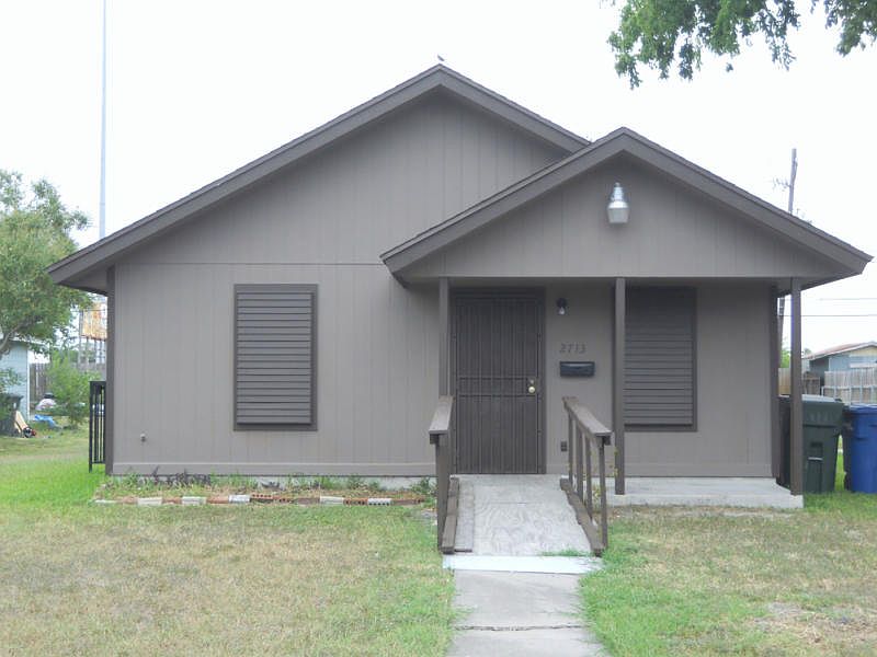 1st image of 2713 Nemec St