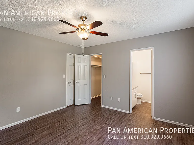 2704 Vanderbilt Ln #13 — Photo 8