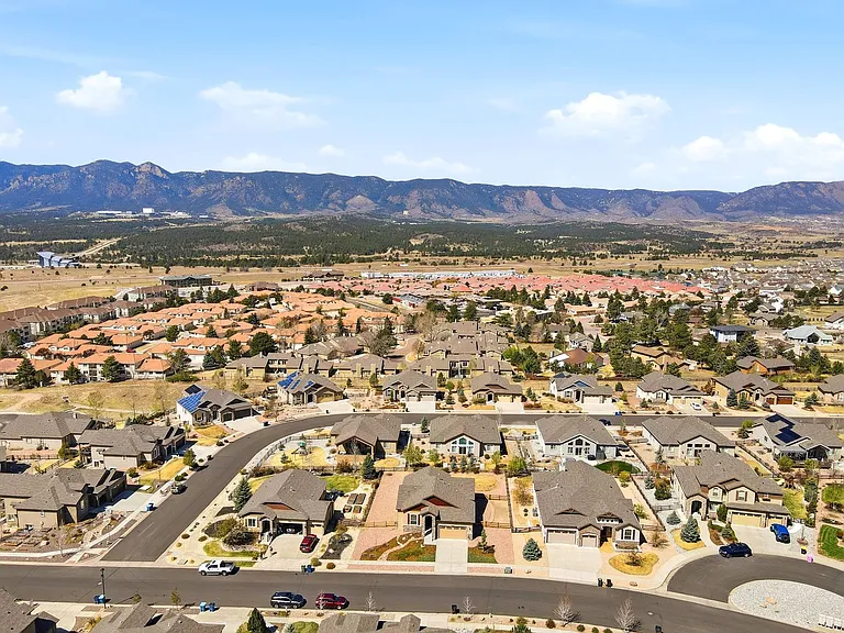 13802 Windrush Dr — Photo 43