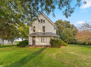 2040 Racine Ave, Mount Union, IA 52644