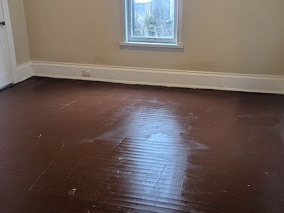 3rd image of 2313 W McKinley Ave #2