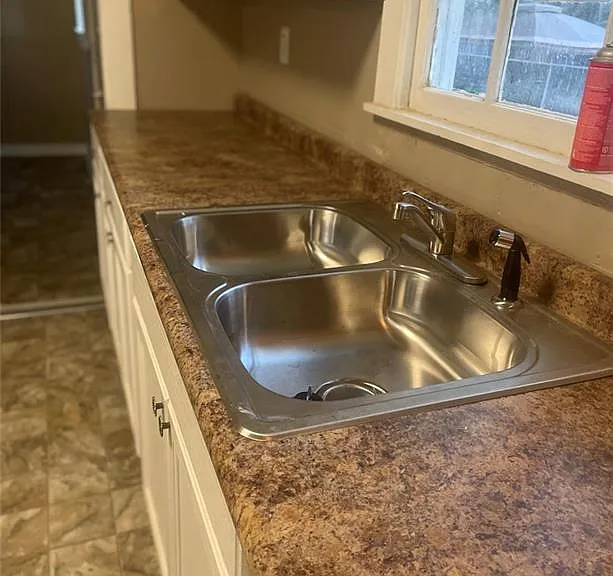 615 Mohawk St — Photo 10
