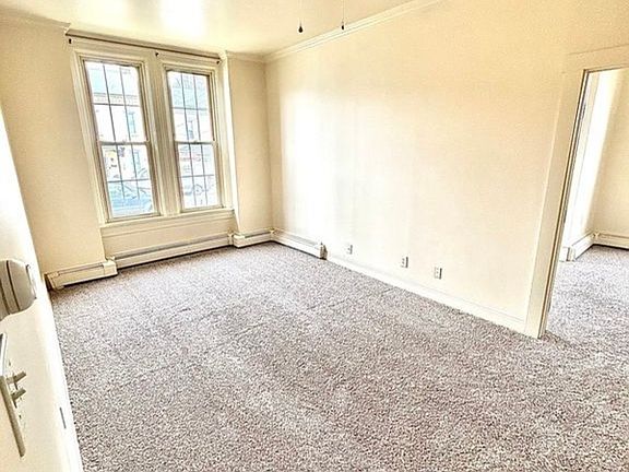 3rd image of 313 Walnut St APT 1