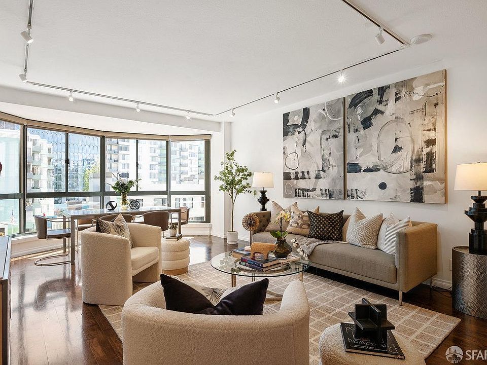 1st image of 300 3rd St APT 702