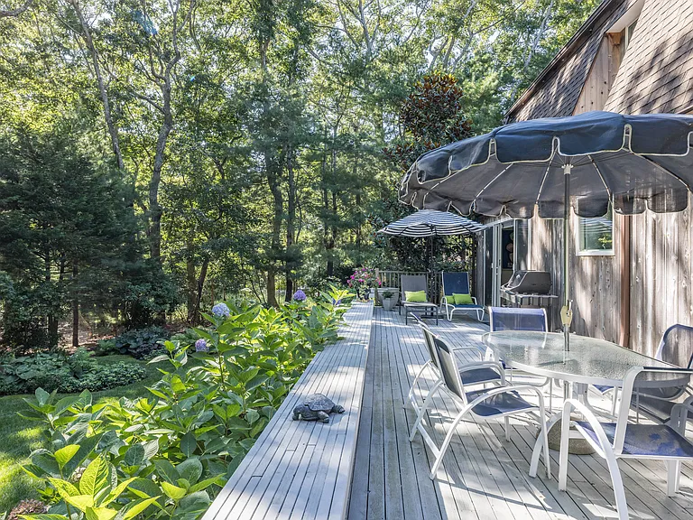 77 Three Mile Harbor Dr — Photo 16
