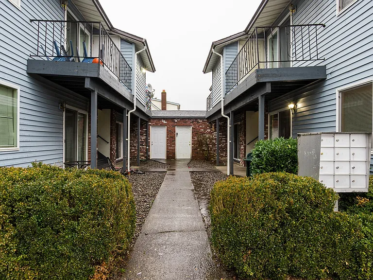 Cimarron Apartments — Photo 14