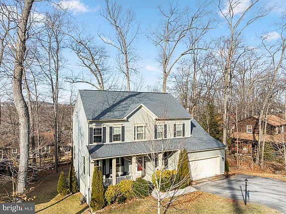 4th image of 10804 Highwood Pl