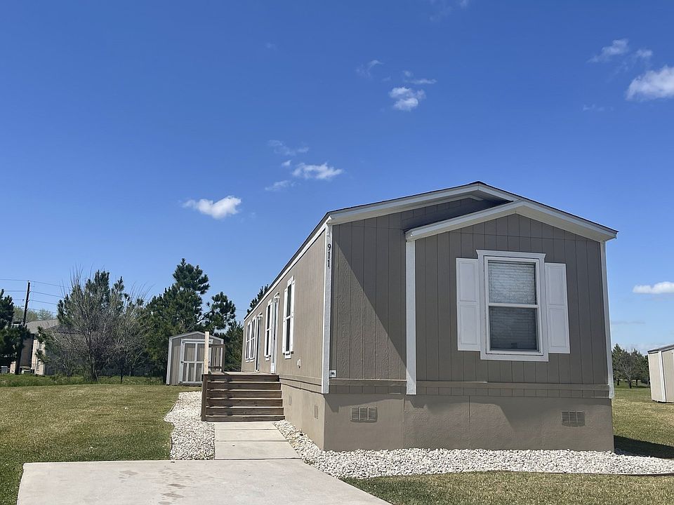 1st image of 920 Century Plaza Dr #23