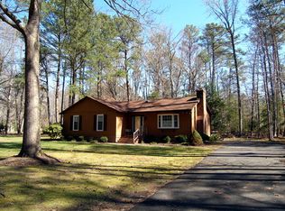 282 Moran Creek Rd, Weems, VA 22576