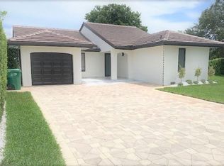 7168 SW 103 Court Cir, Miami, FL 33173