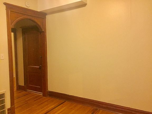 5th image of 850-52 N Leavitt #8501