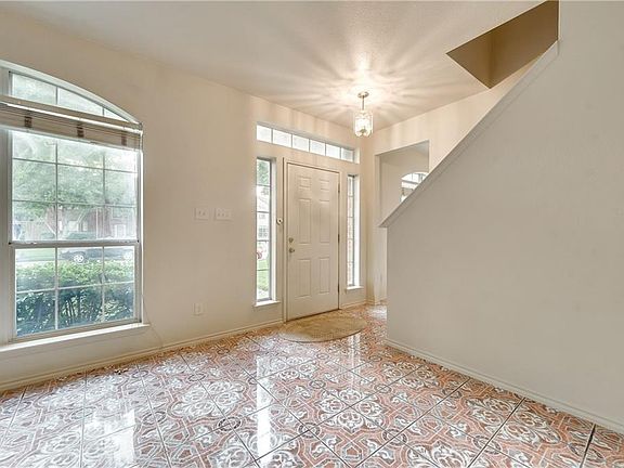 3rd image of 3808 Farmington Dr