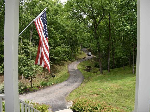 5th image of 12609 Hutton Dr