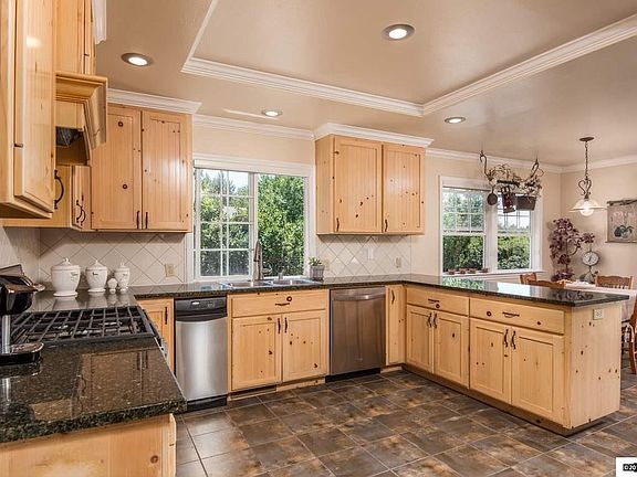 5th image of 257 Apple Creek Ln