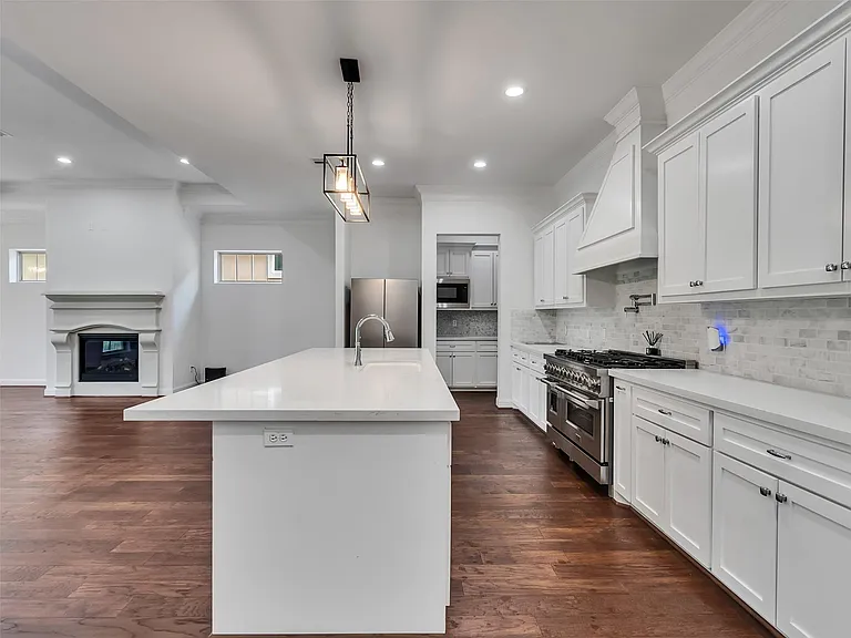 16011 Bridges Fairway Ln — Photo 21