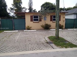 1710 NW 9th St #1-2, Fort Lauderdale, FL 33311