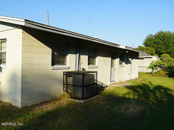2nd image of 8962 DEVONSHIRE Boulevard