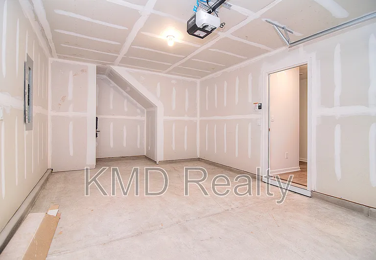 5155 Hyrule Dr — Photo 34
