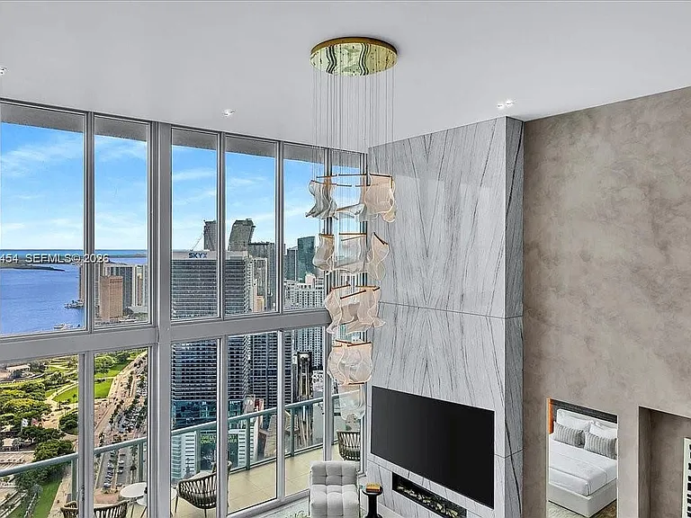 888 Biscayne Blvd #5704 — Photo 34
