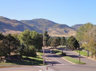 5 Snowy Owl Ln, Littleton, CO 80127
