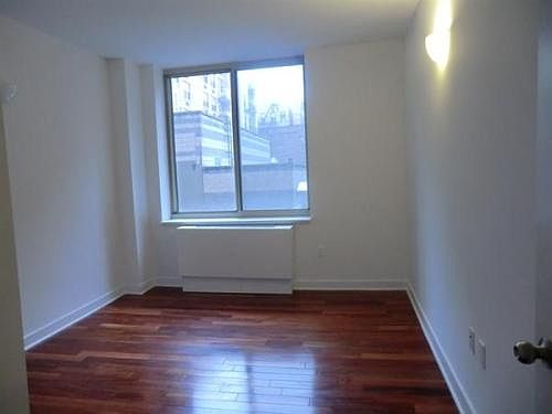 1st image of 444 Manhattan Ave APT 2J
