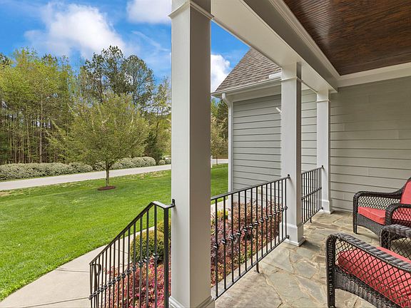 5th image of 90 River Rock Way