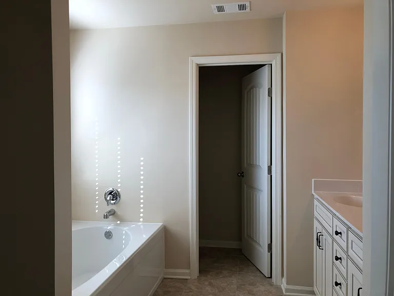 4125 Cordova Ln — Photo 47