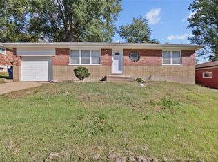 163 Bridgeview Ln, Saint Louis, MO